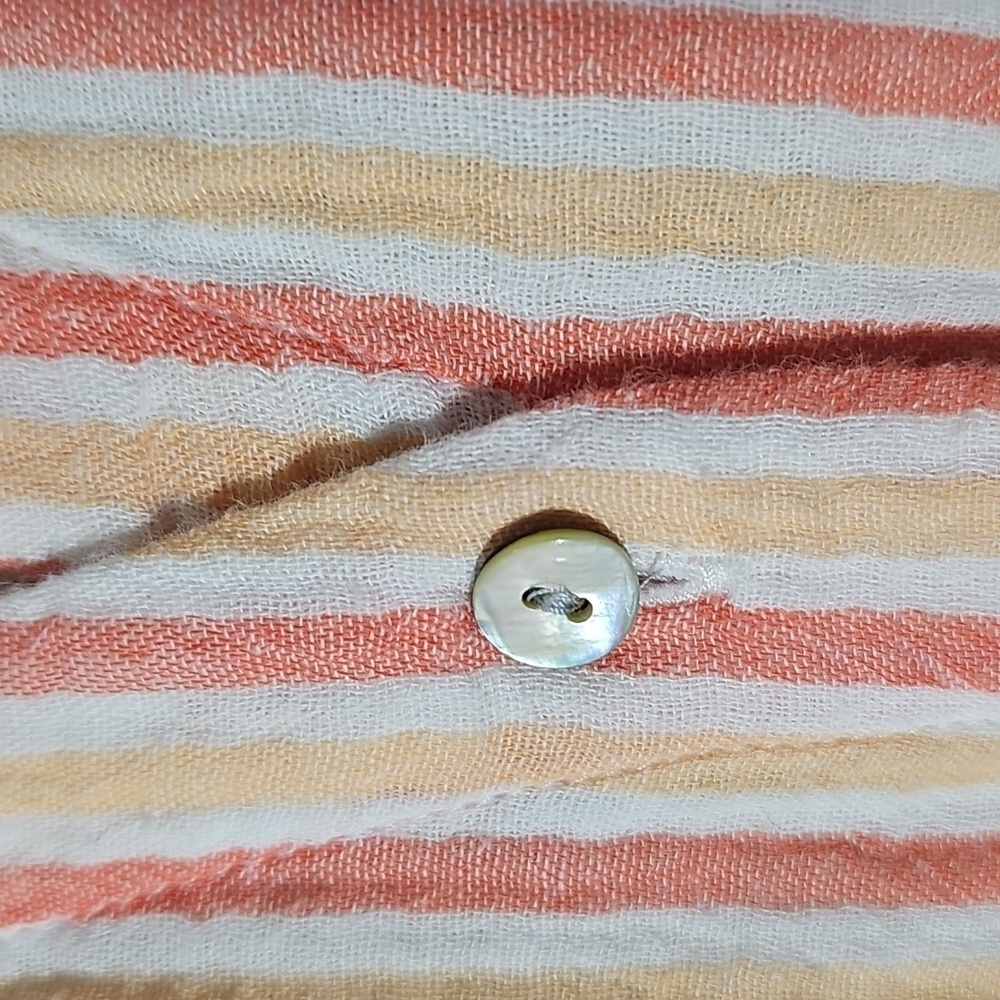 Soft Surroundings Button Down Shirt Long Sleeves. Pearl Buttons Med. Peach/white - Picture 3 of 11